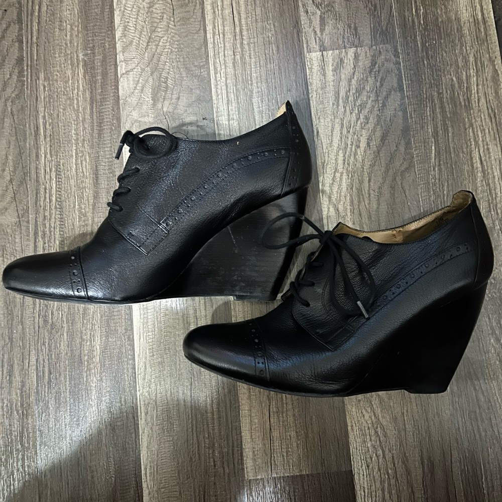 Nine West wedge Oxford size 12